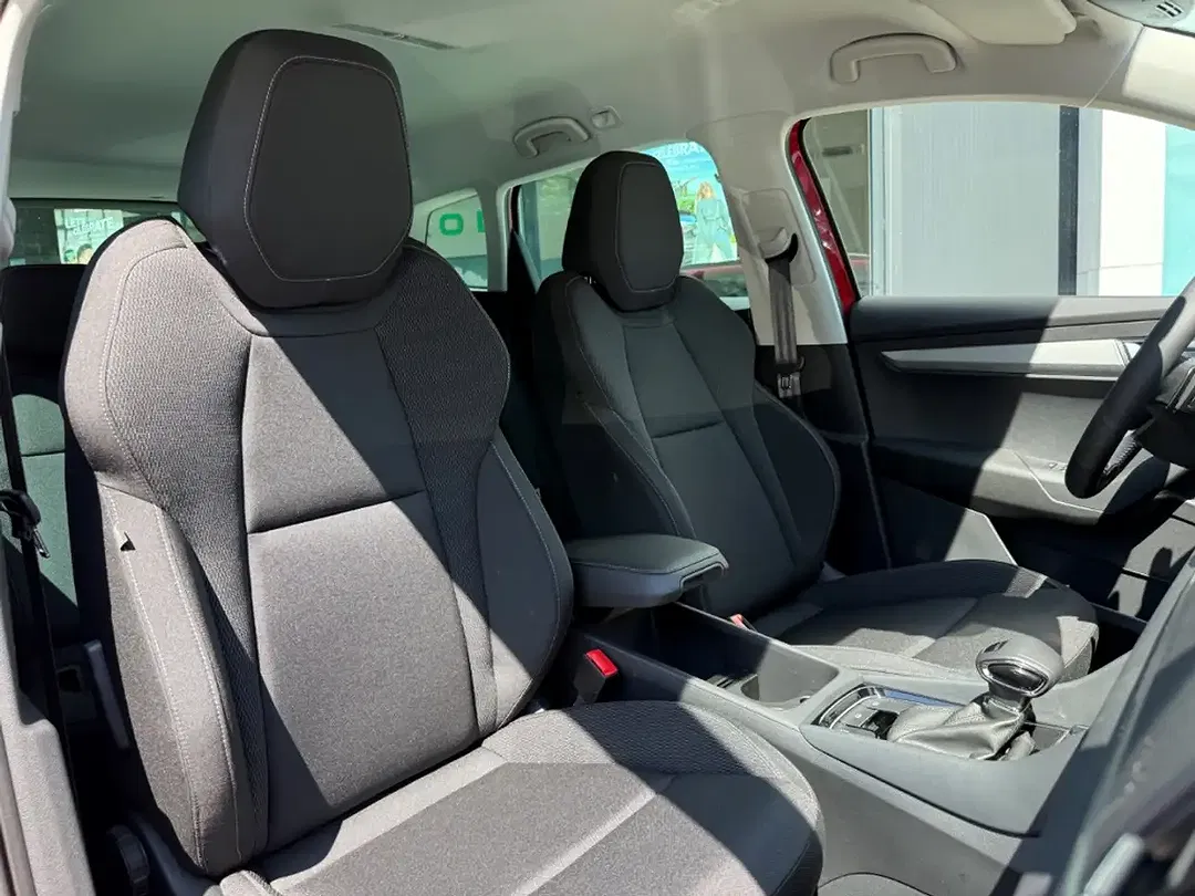 Skoda Karoq - Thumbnail 5