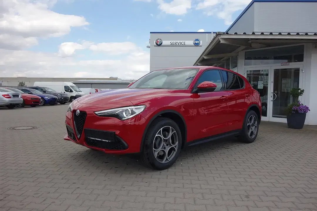 Alfa Romeo Stelvio Q4 Sprint Veloce - foto 1