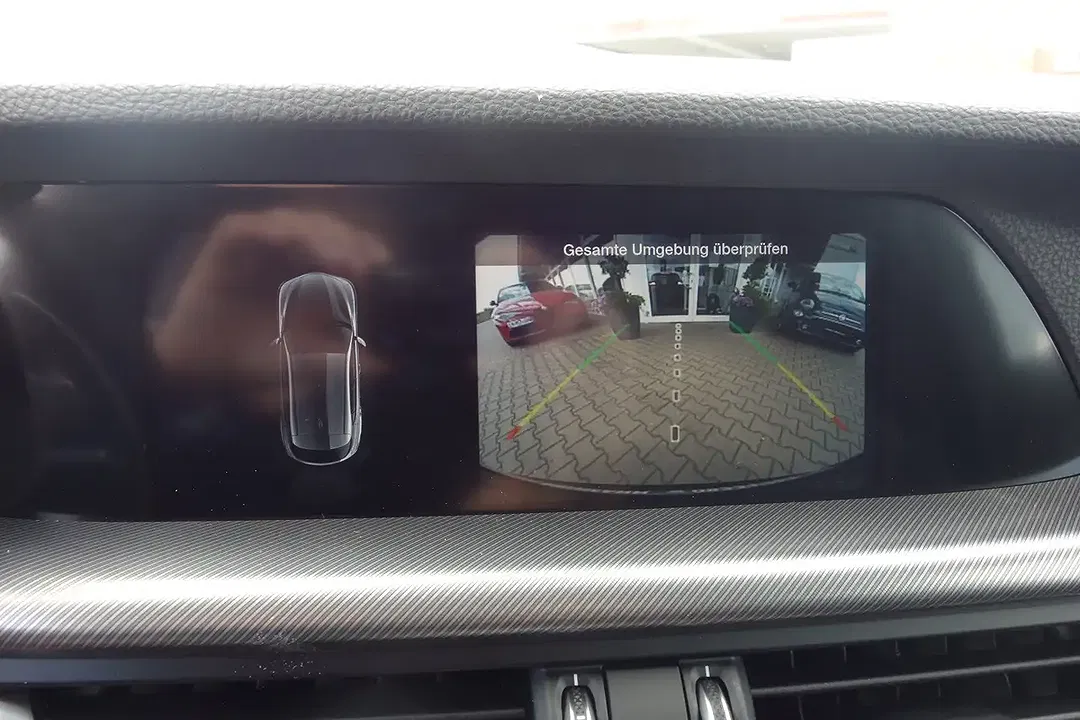 Alfa Romeo Stelvio - Thumbnail 13