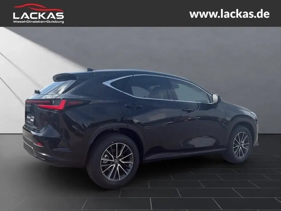 Lexus NX 350h - Thumbnail 5