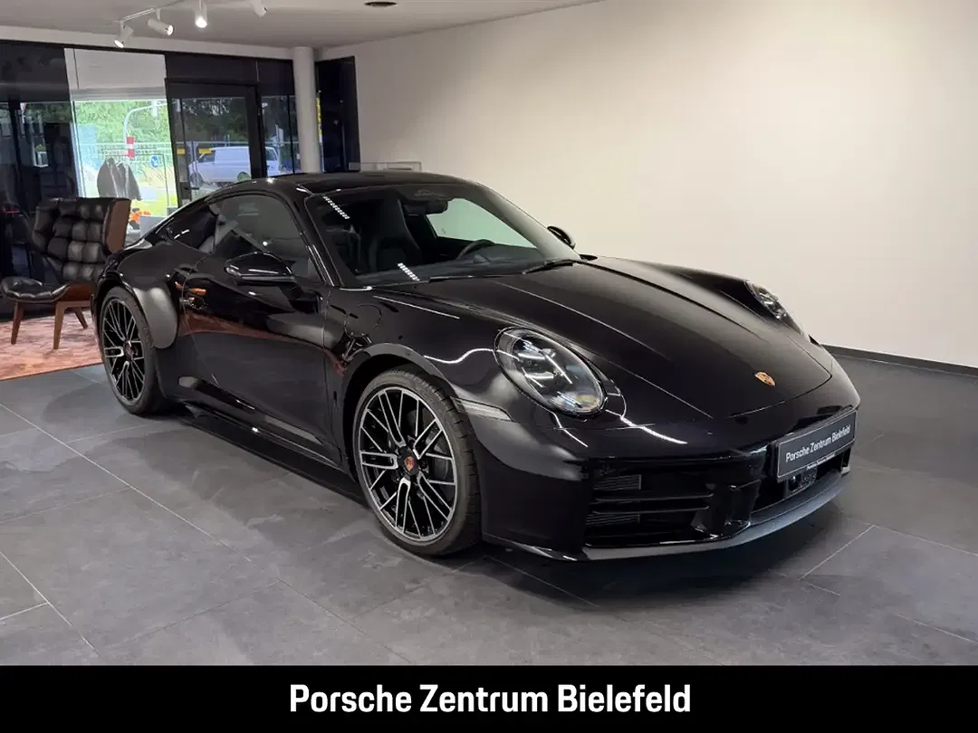Porsche 992 - Thumbnail 5