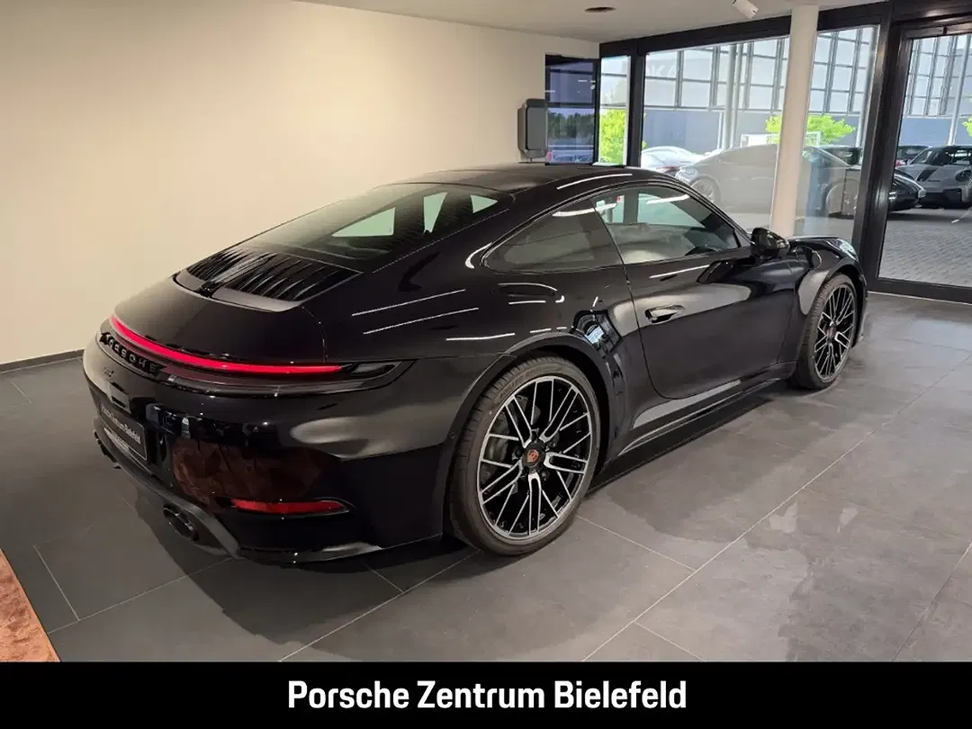 Porsche 992 - Thumbnail 7