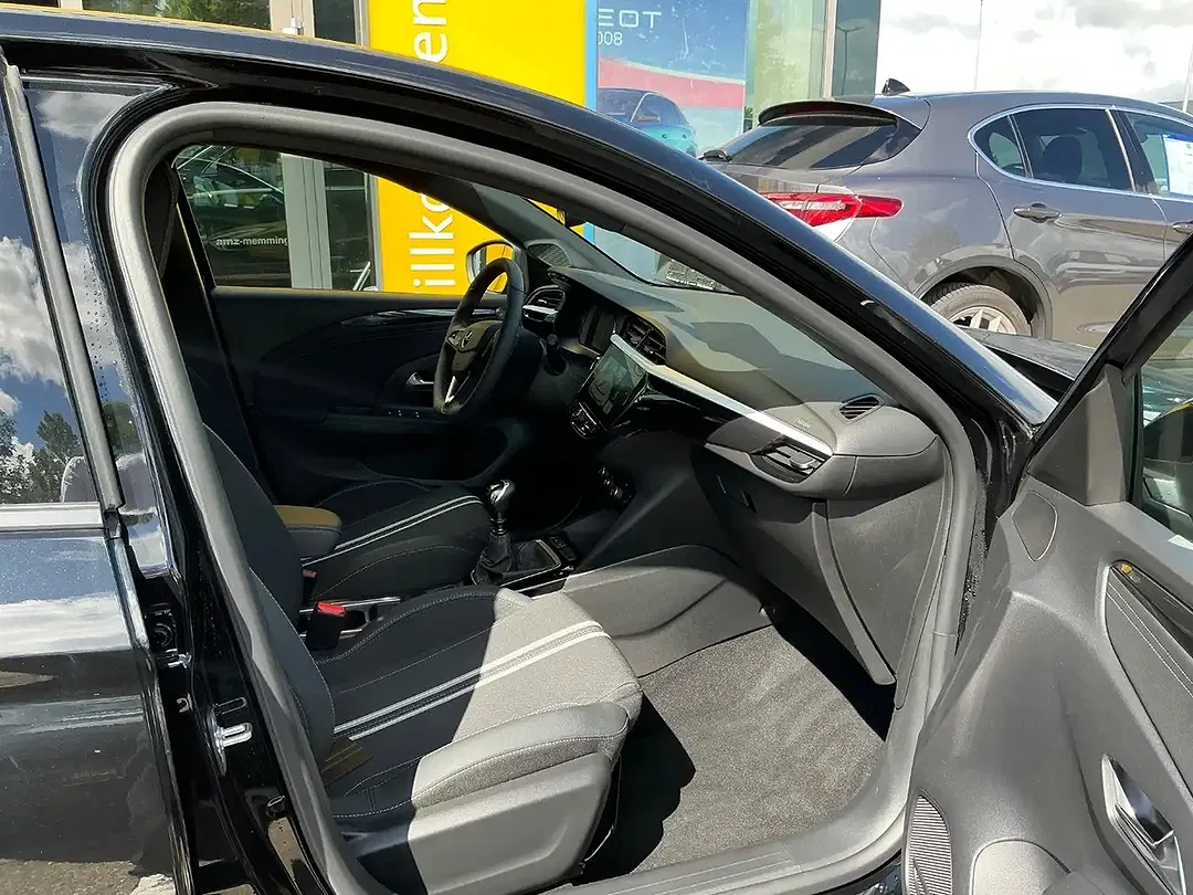 Opel Corsa - Thumbnail 11