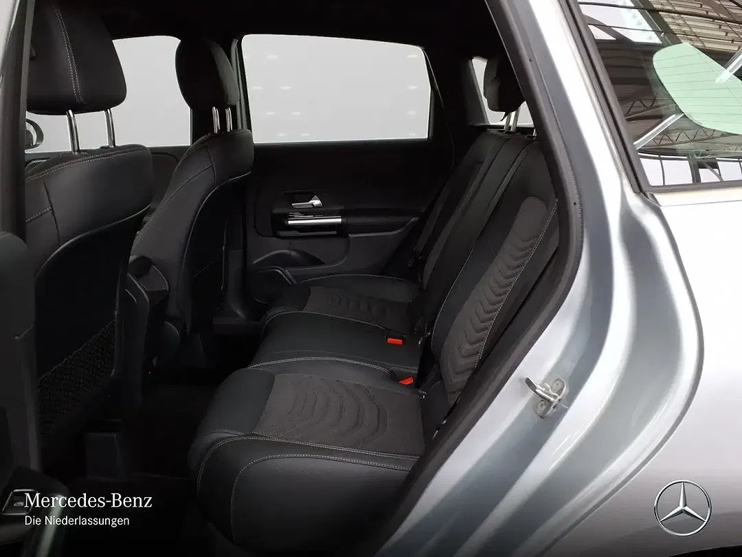 Mercedes-Benz B 180 - Thumbnail 11
