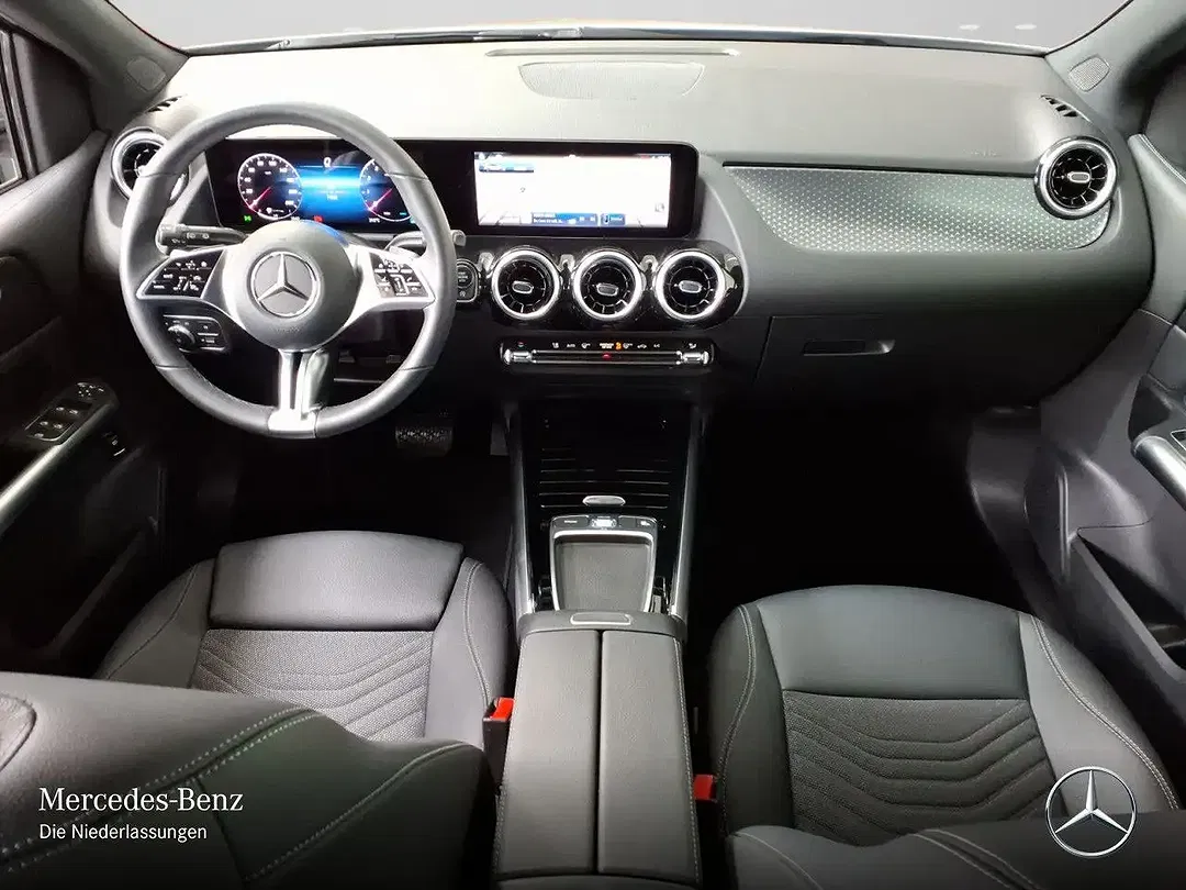 Mercedes-Benz B 180 - Thumbnail 12