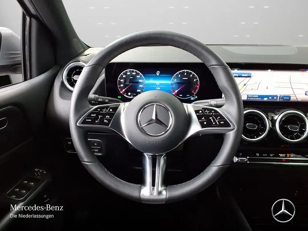 Mercedes-Benz B 180 - Thumbnail 13