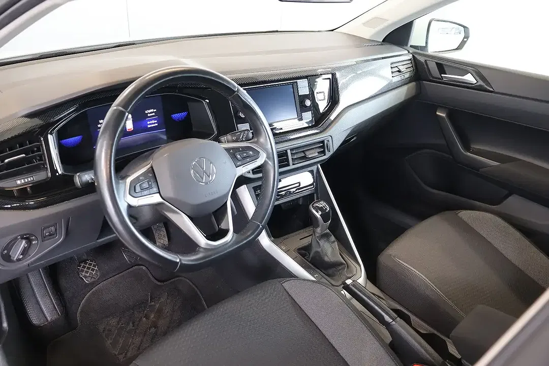 Volkswagen Polo - Thumbnail 5