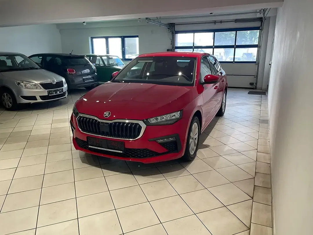 Skoda Scala - Thumbnail 3
