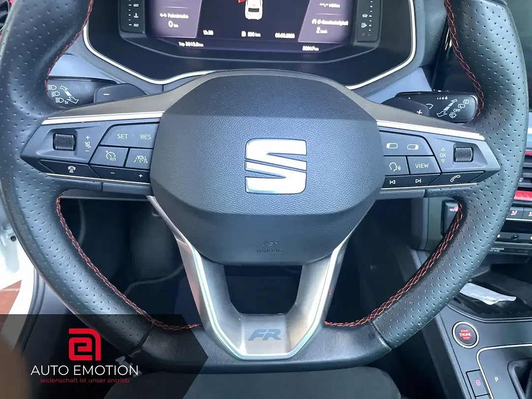 SEAT Ibiza - Thumbnail 12