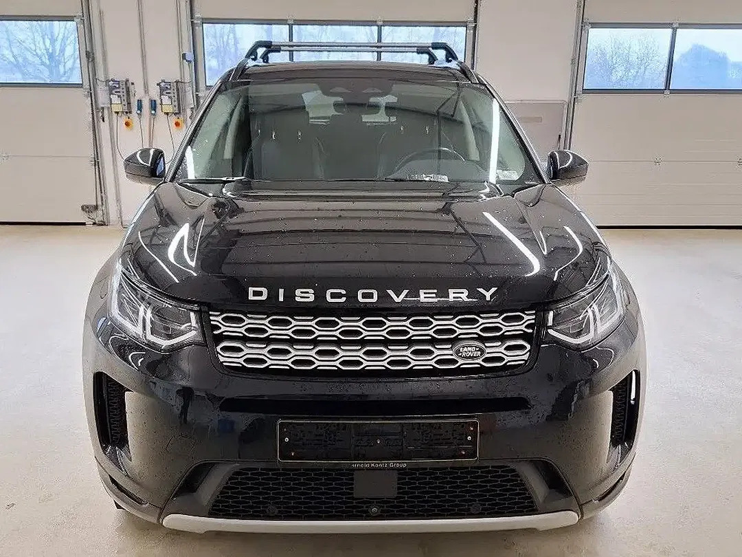 Land Rover Discovery Sport - Thumbnail 3