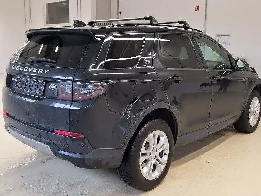 Land Rover Discovery Sport - Thumbnail 5