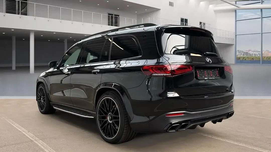 Mercedes-Benz GLS 63 AMG - Thumbnail 4