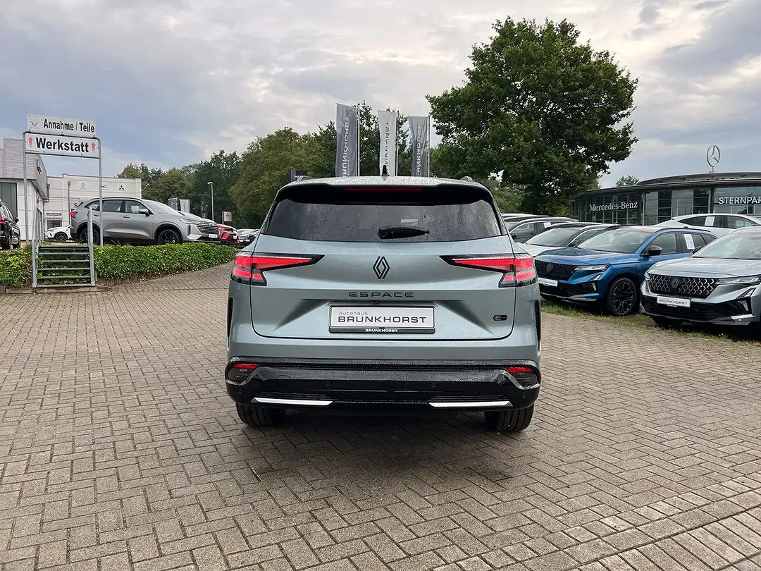 Renault Espace - Thumbnail 2