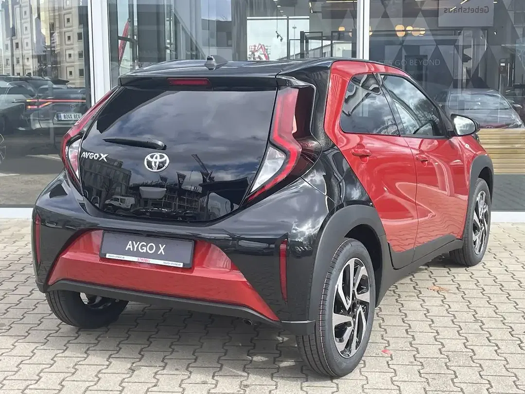 Toyota Aygo X - Thumbnail 4