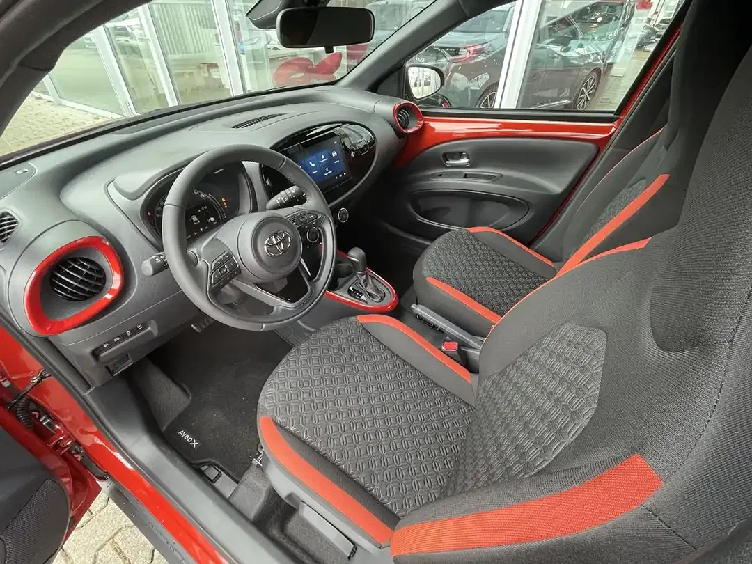 Toyota Aygo X - Thumbnail 7