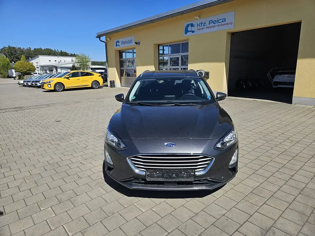 Ford Focus - foto 2