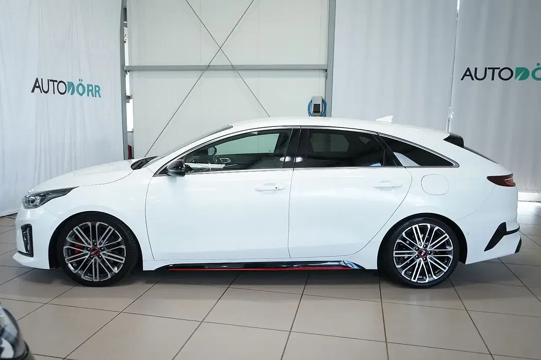 Kia ProCeed / pro_cee'd 1.6 T-GDI DCT GT - foto 2