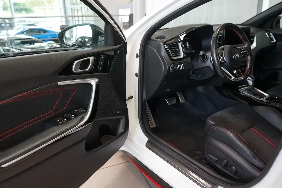 Kia ProCeed / pro_cee'd - Thumbnail 9
