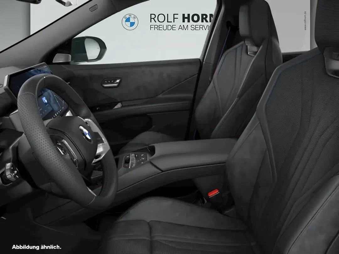 BMW iX3 - Thumbnail 2