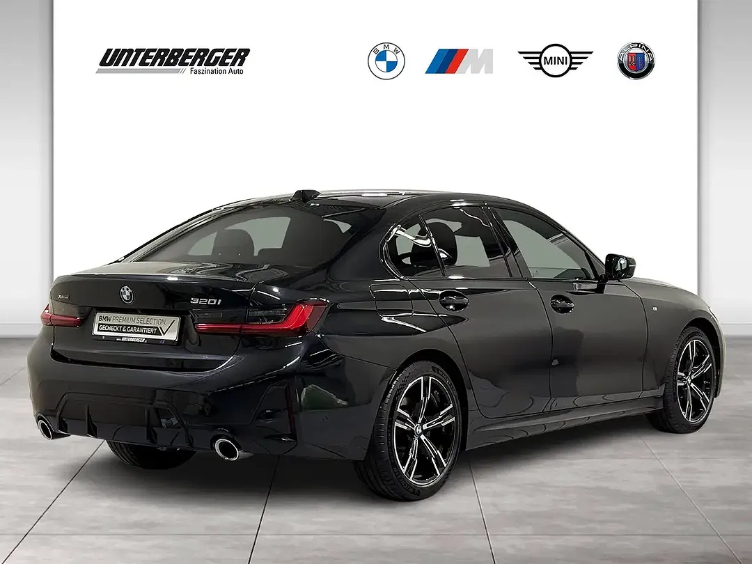 BMW 320 - Thumbnail 3