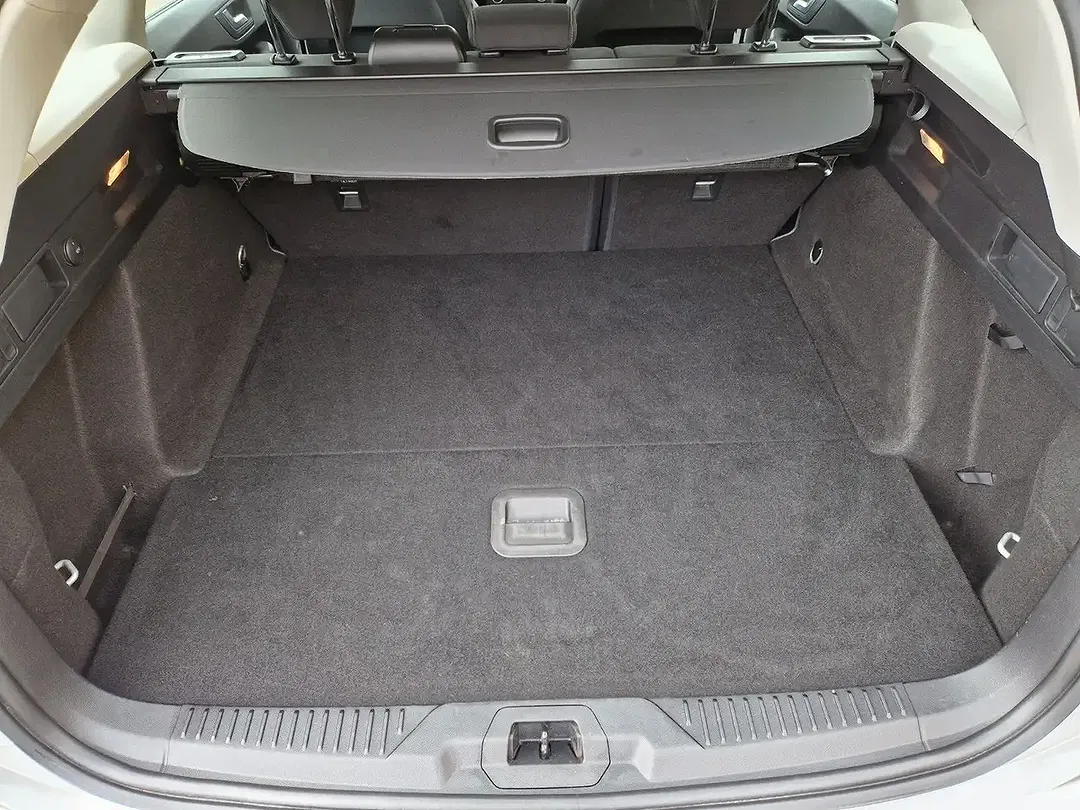 Ford Focus - Thumbnail 11