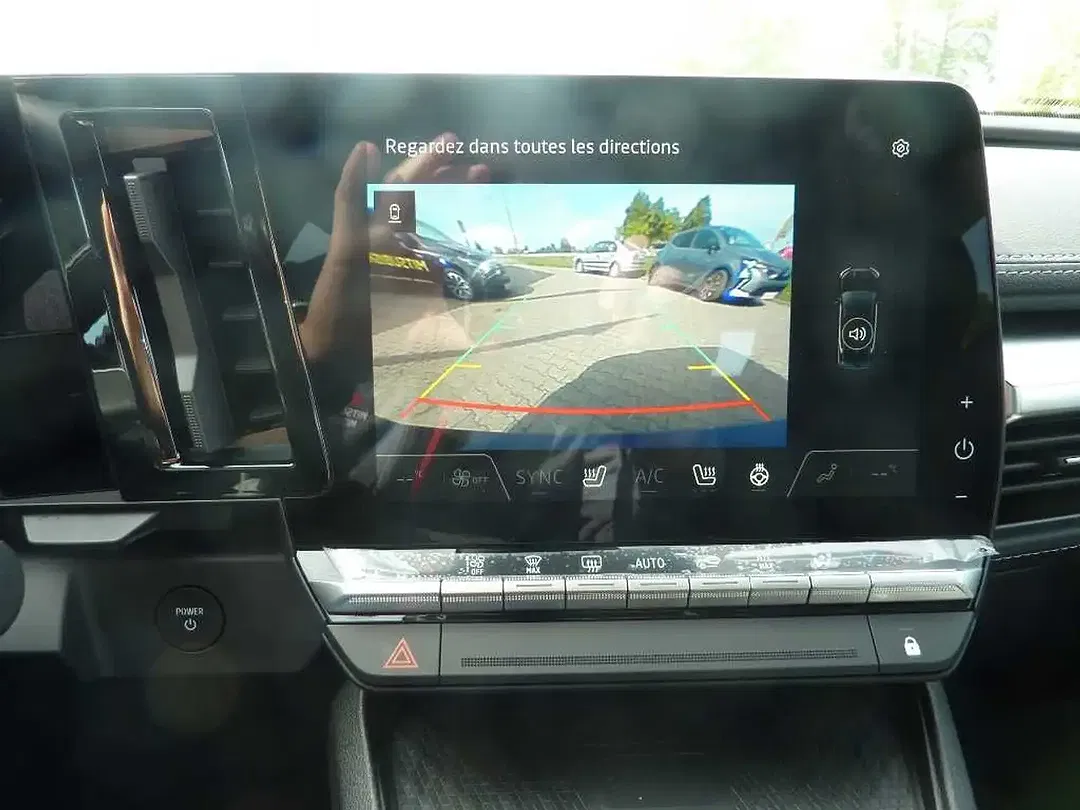 Mitsubishi Eclipse Cross - Thumbnail 9