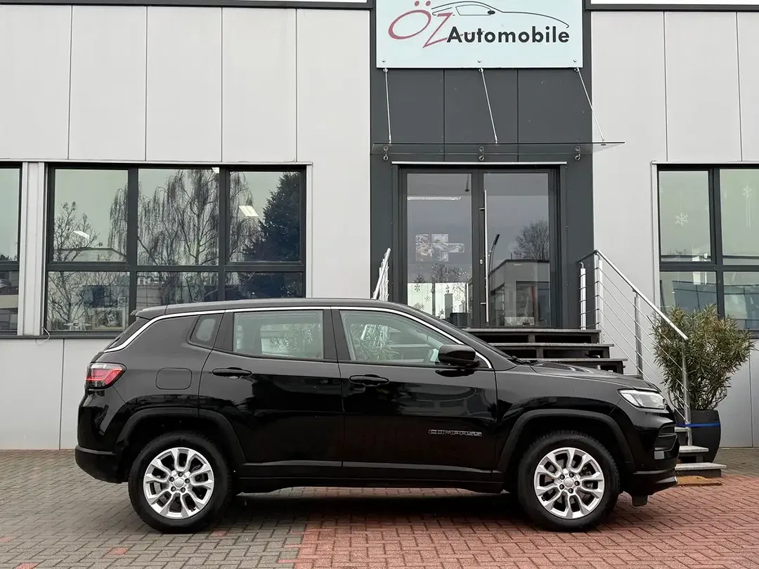 Jeep Compass - Thumbnail 10