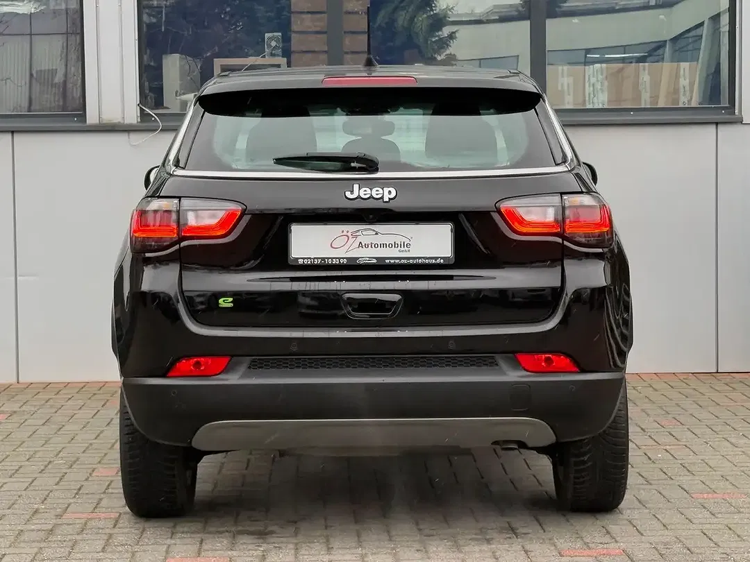 Jeep Compass - Thumbnail 7