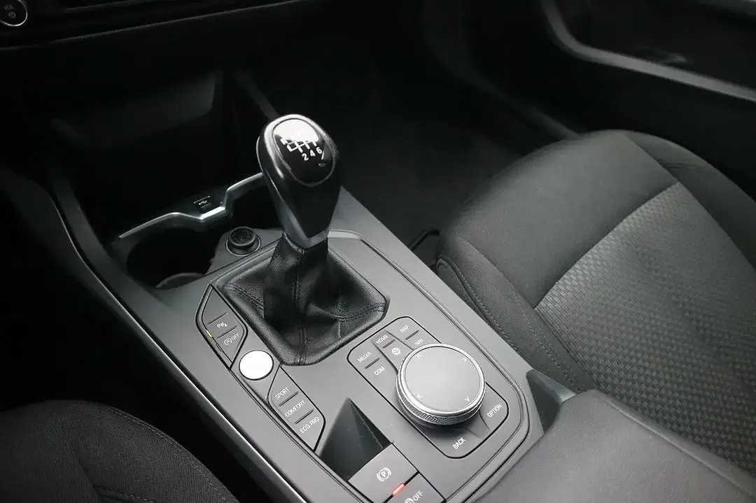 BMW 116 - Thumbnail 11