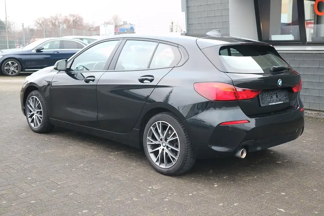BMW 116 - Thumbnail 4