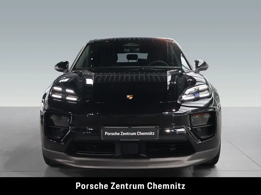 Porsche Macan - Thumbnail 4