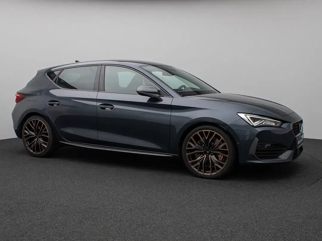 CUPRA Leon - Thumbnail 3