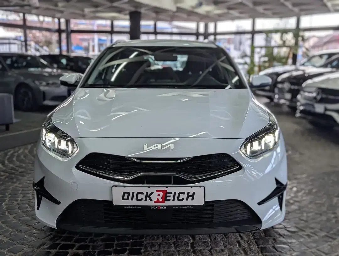 Kia Ceed SW / cee'd SW 1.5 Spirit - foto 2