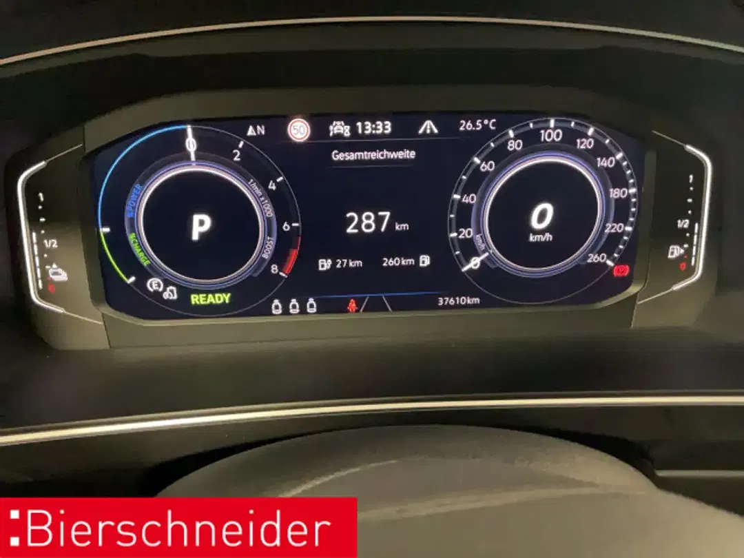 Volkswagen Tiguan - Thumbnail 12