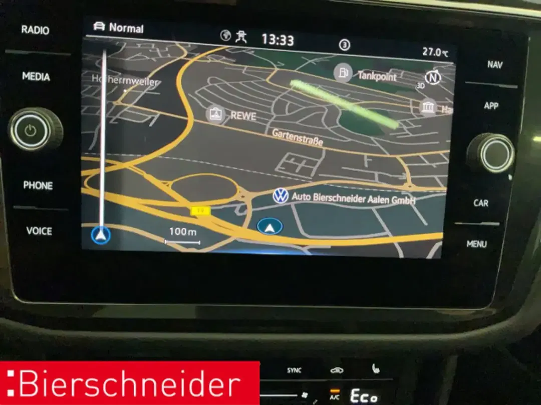 Volkswagen Tiguan - Thumbnail 14