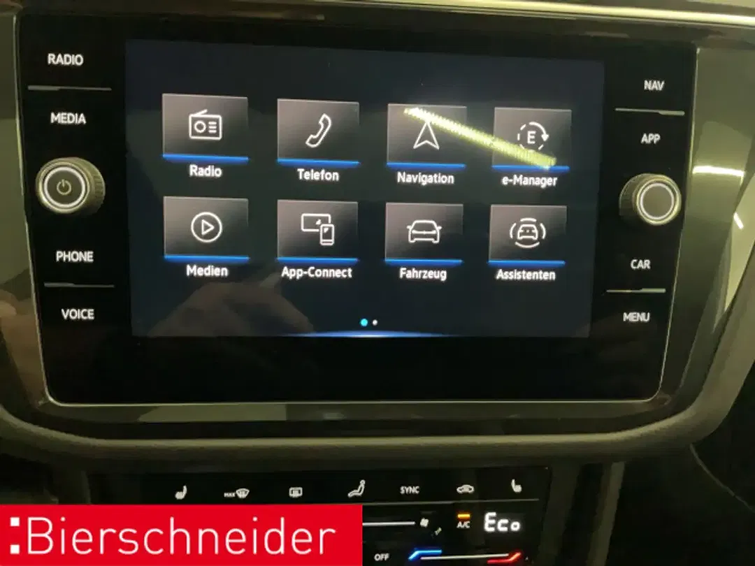 Volkswagen Tiguan - Thumbnail 17