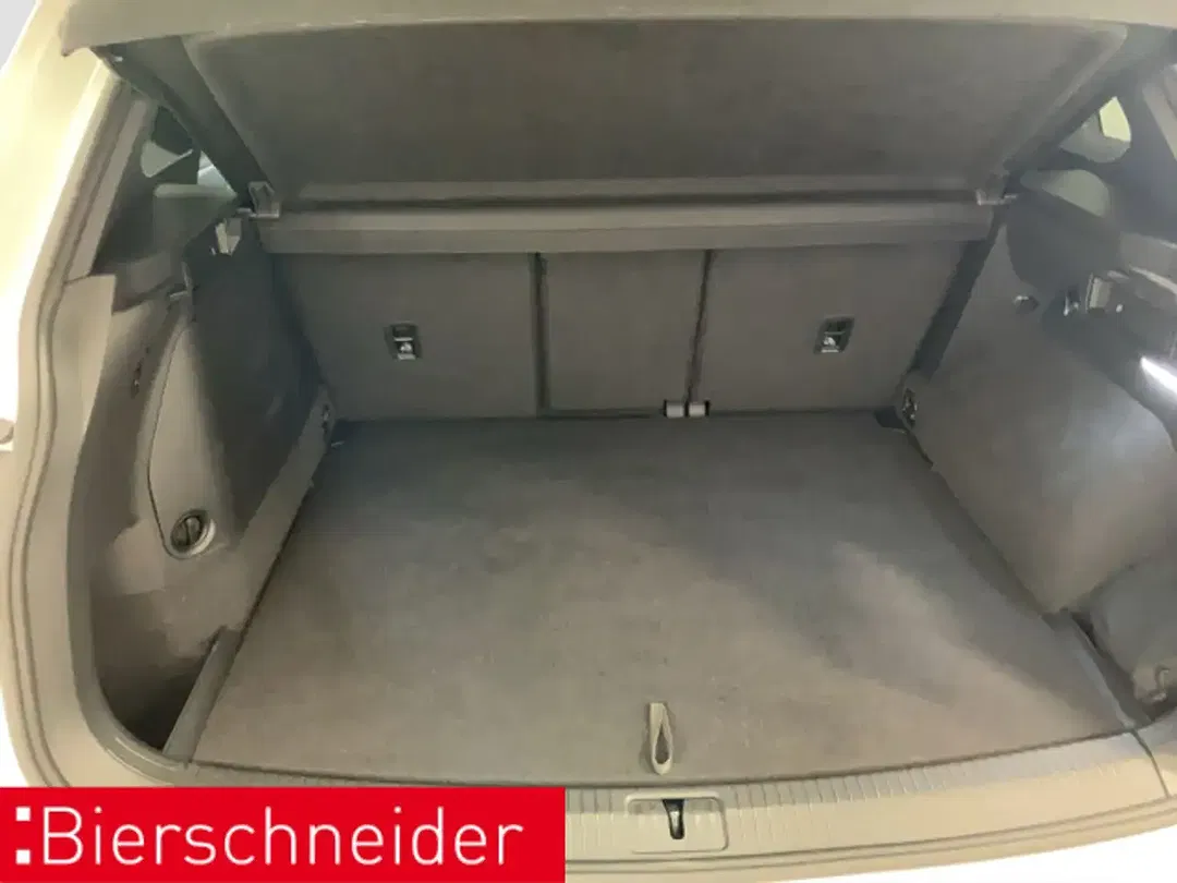 Volkswagen Tiguan - Thumbnail 18