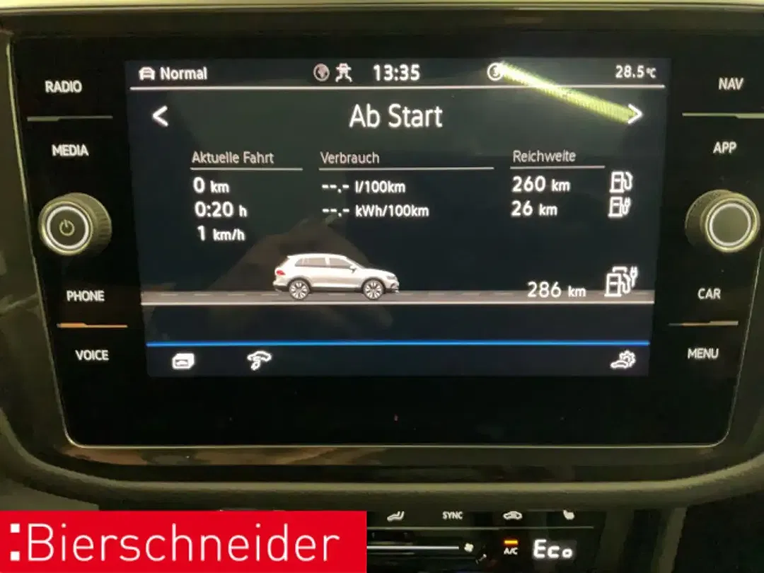 Volkswagen Tiguan - Thumbnail 22
