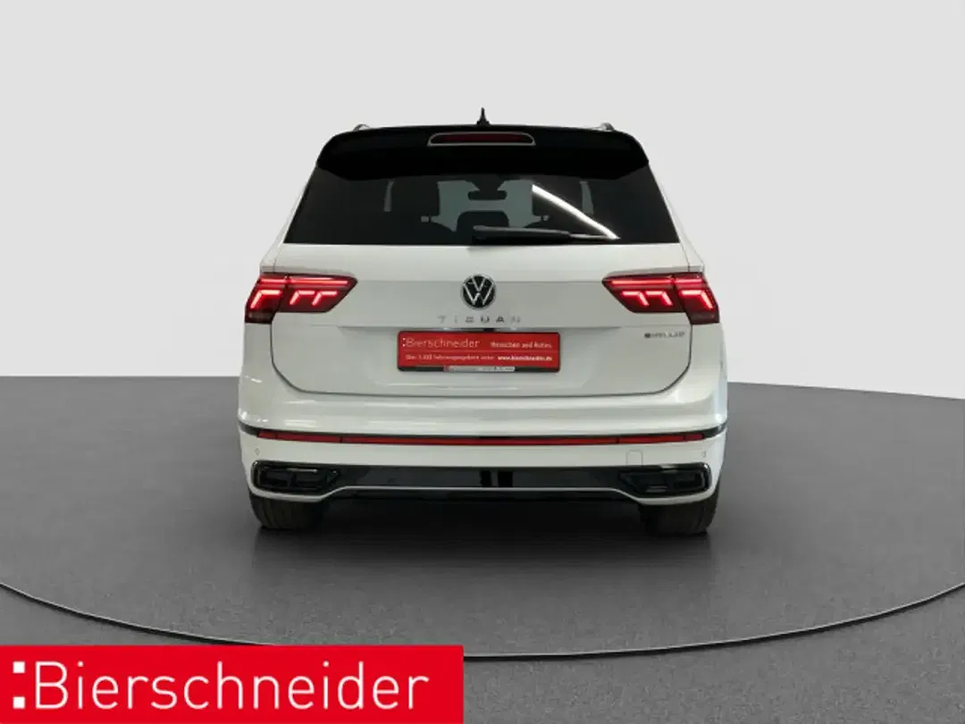 Volkswagen Tiguan - Thumbnail 3