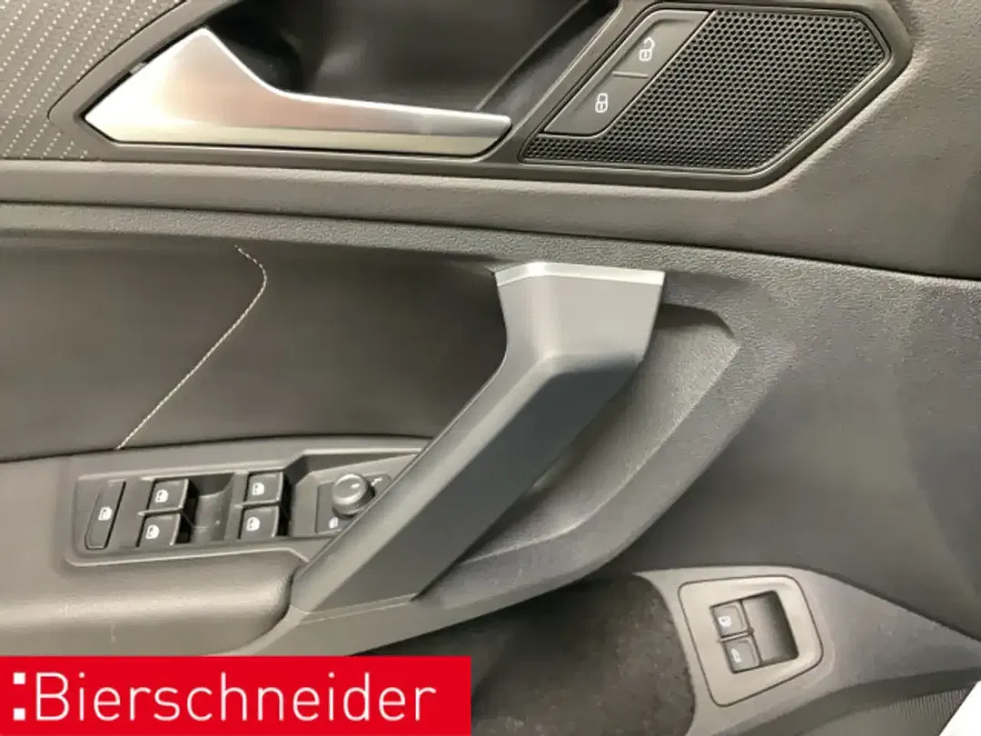 Volkswagen Tiguan - Thumbnail 7