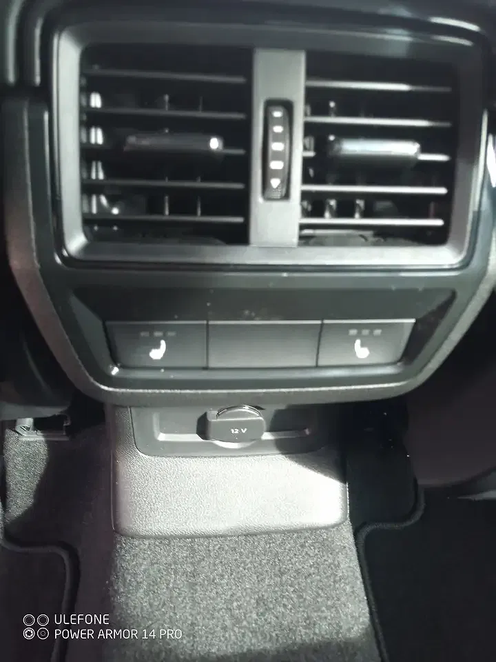 Skoda Karoq - Thumbnail 6