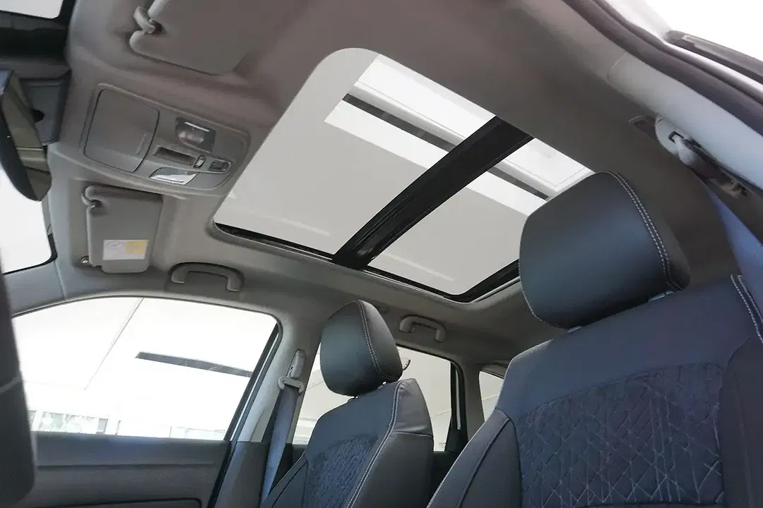 Suzuki Vitara - Thumbnail 14