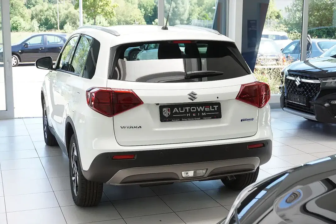 Suzuki Vitara - Thumbnail 4