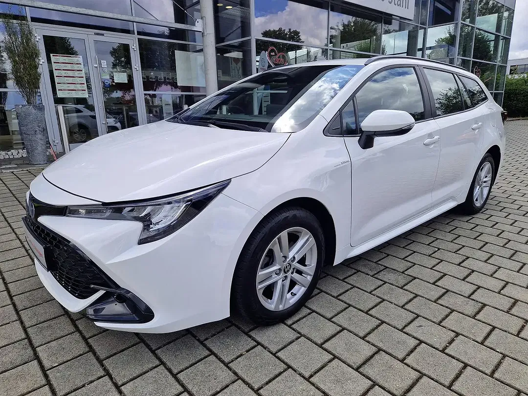 Toyota Corolla Hybrid Business Edition - foto 2