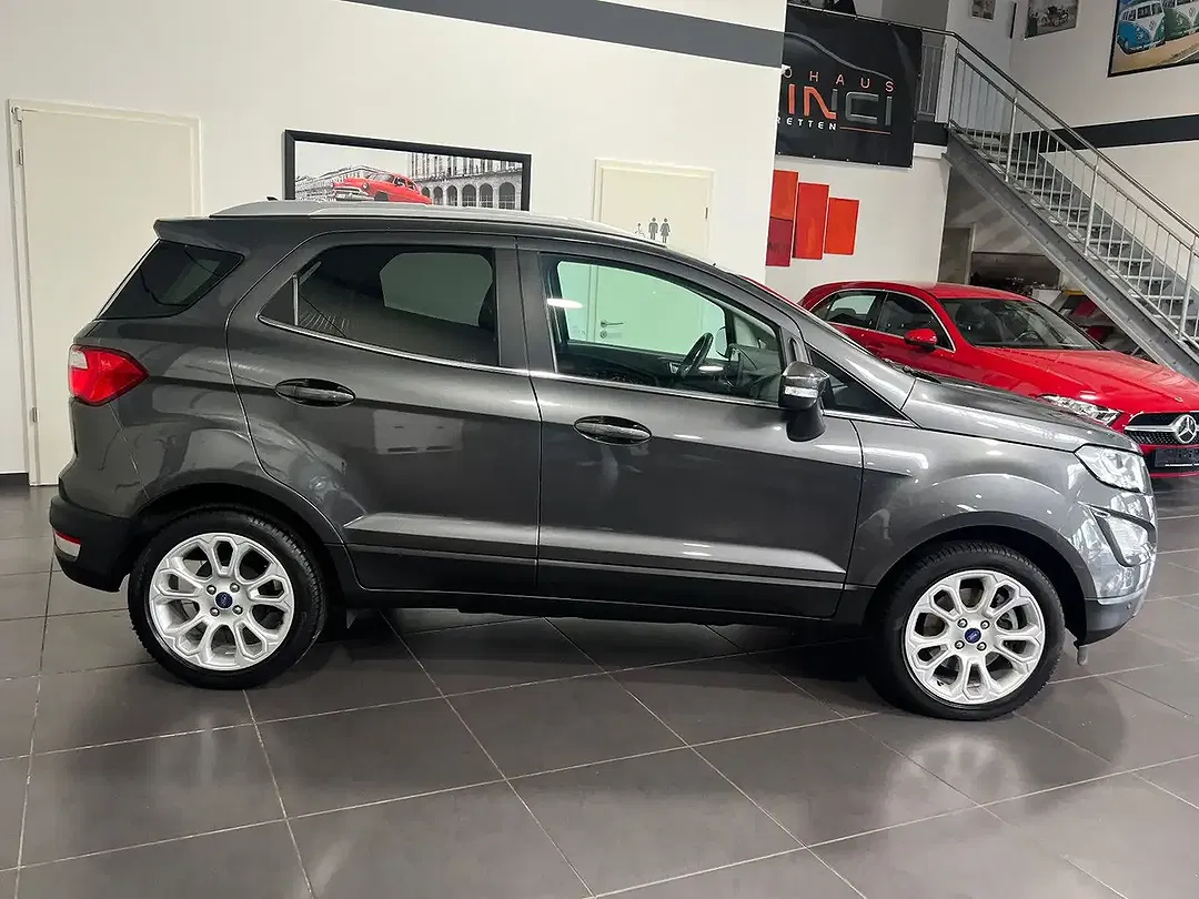 Ford EcoSport - Thumbnail 4