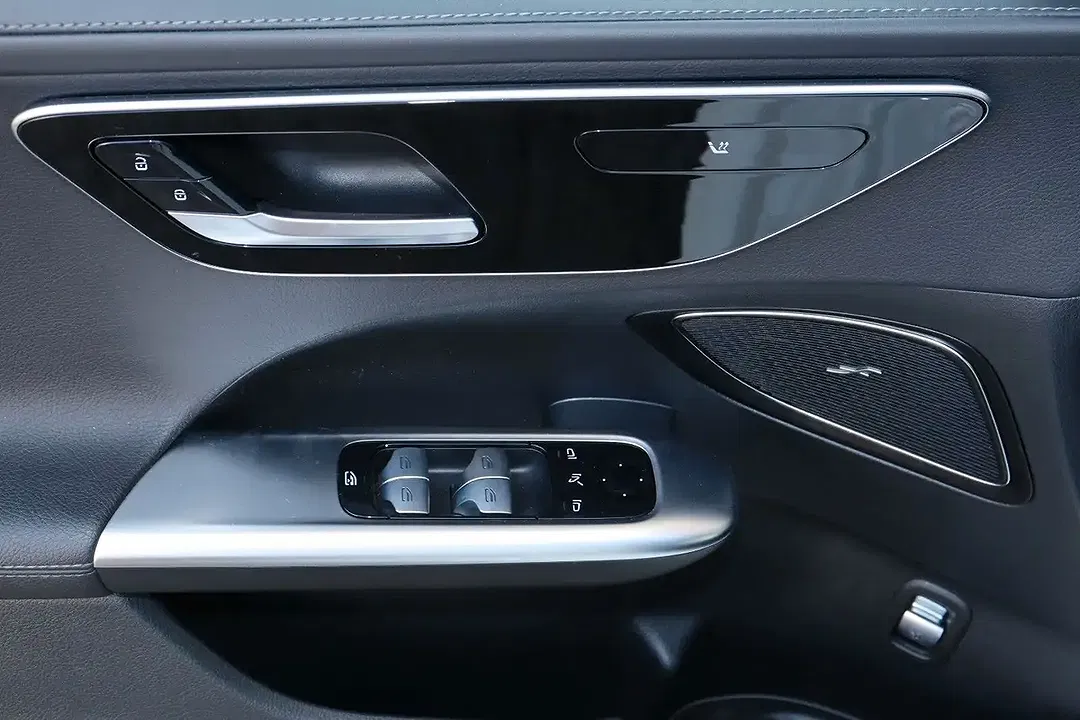Mercedes-Benz C 180 - Thumbnail 11