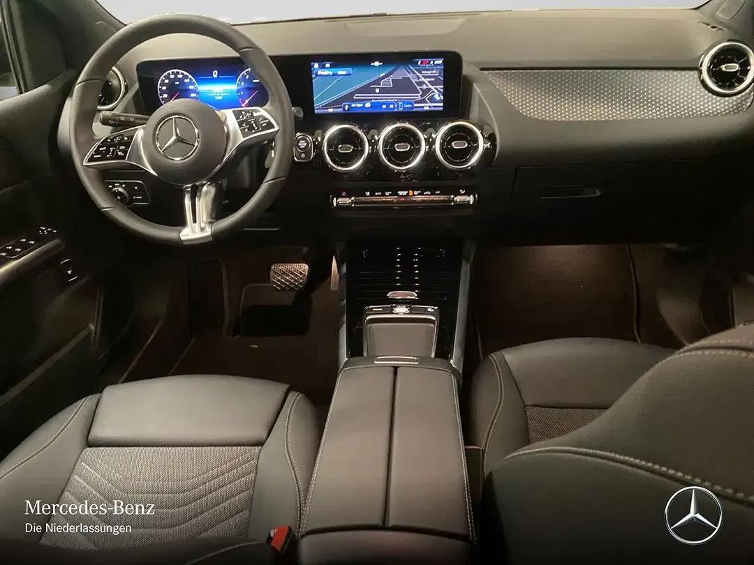 Mercedes-Benz B 180 - Thumbnail 12