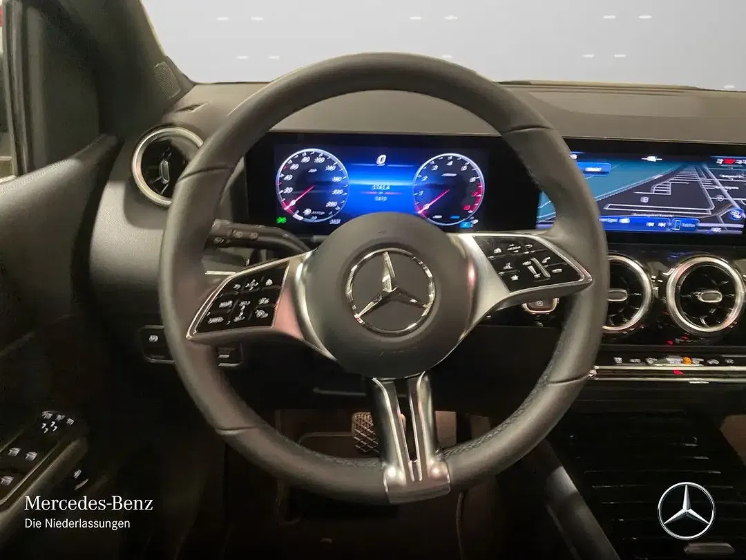 Mercedes-Benz B 180 - Thumbnail 13