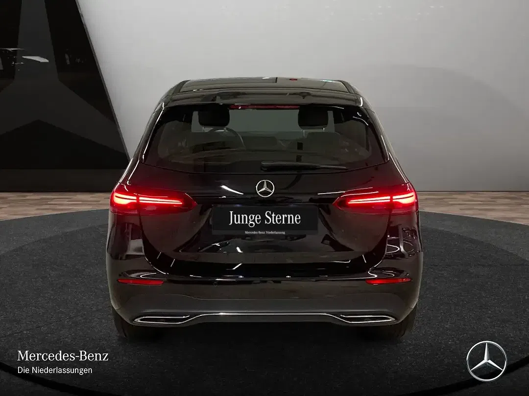 Mercedes-Benz B 180 - Thumbnail 8