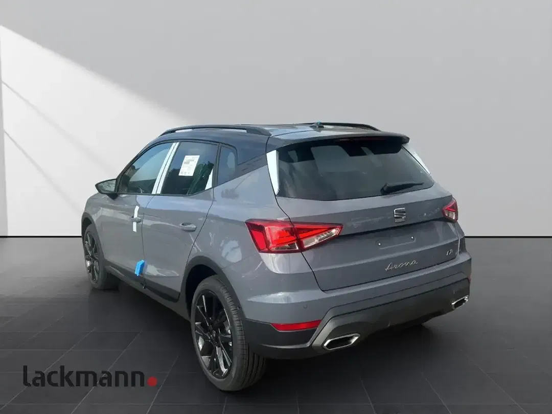 SEAT Arona - Thumbnail 5